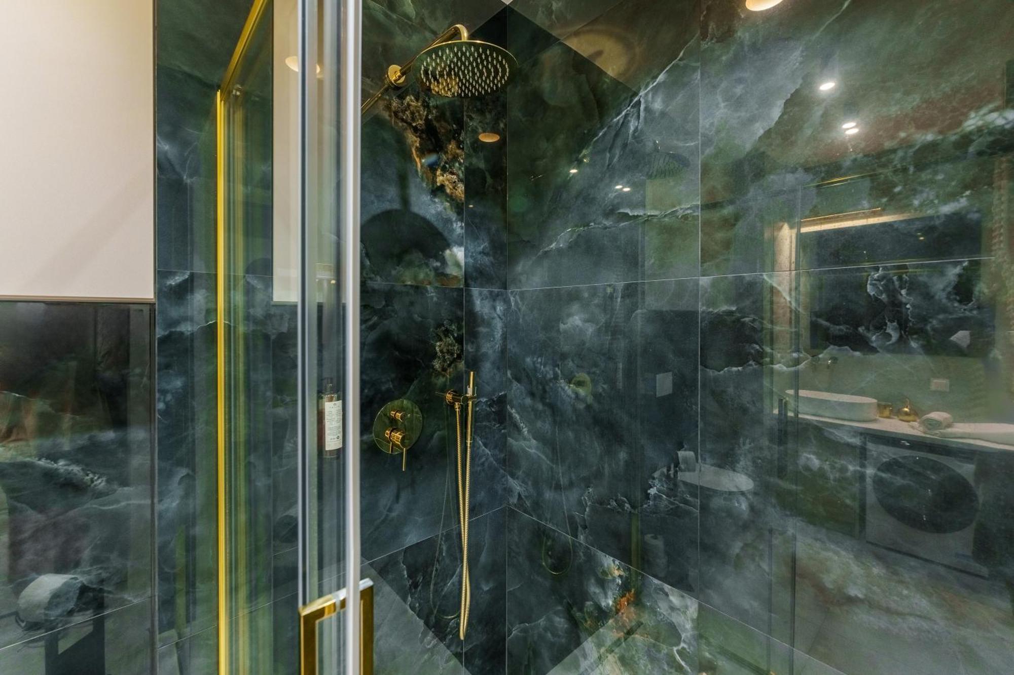 Apartament Delux Kasprowicza 20C Prywatny Parking Basen Sauna Oraz Silownia W Cenie 코워브제크 외부 사진