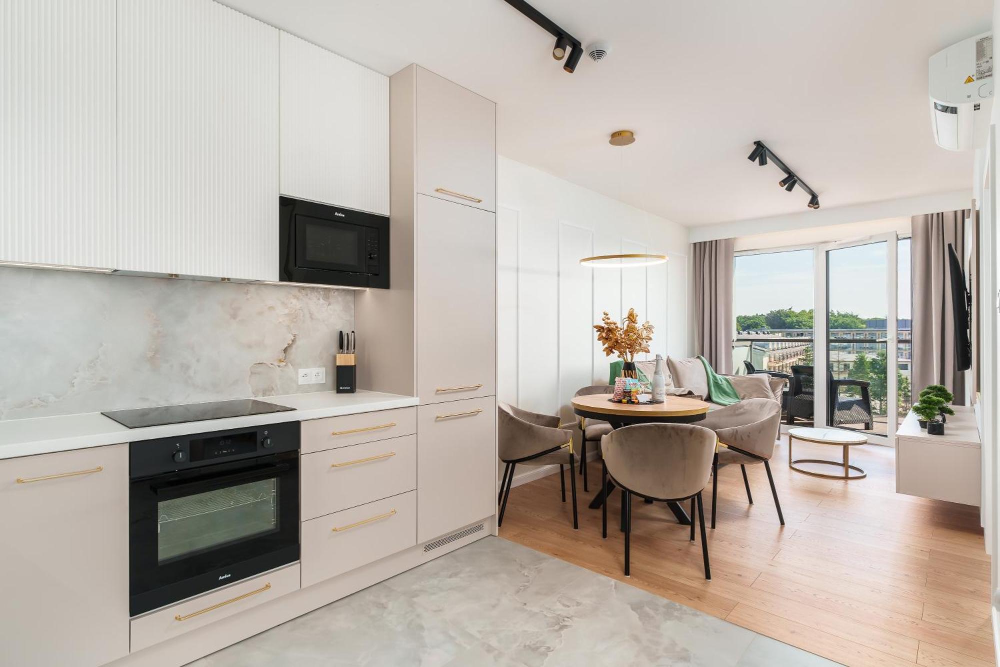 Apartament Delux Kasprowicza 20C Prywatny Parking Basen Sauna Oraz Silownia W Cenie 코워브제크 외부 사진