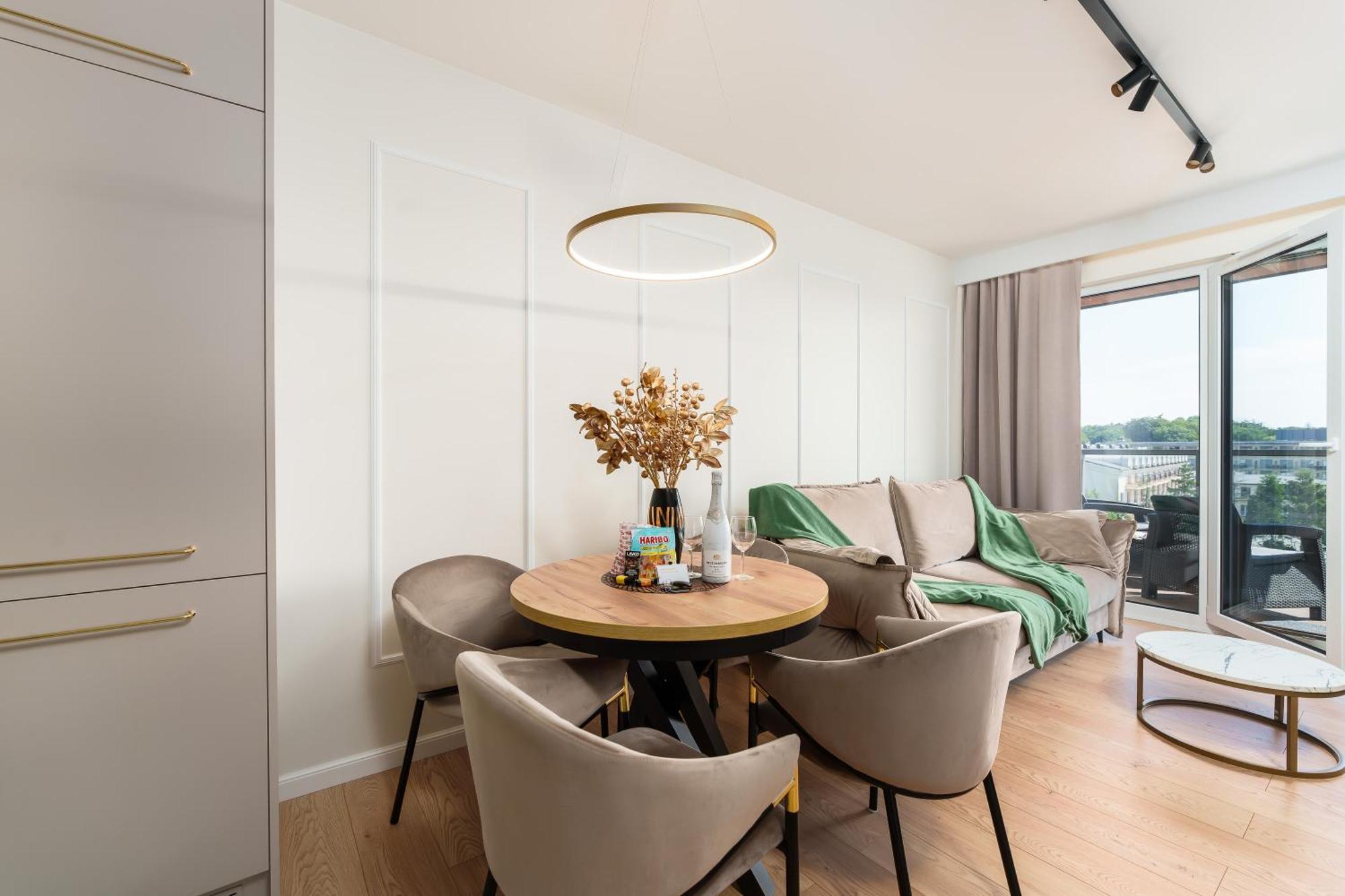 Apartament Delux Kasprowicza 20C Prywatny Parking Basen Sauna Oraz Silownia W Cenie 코워브제크 외부 사진