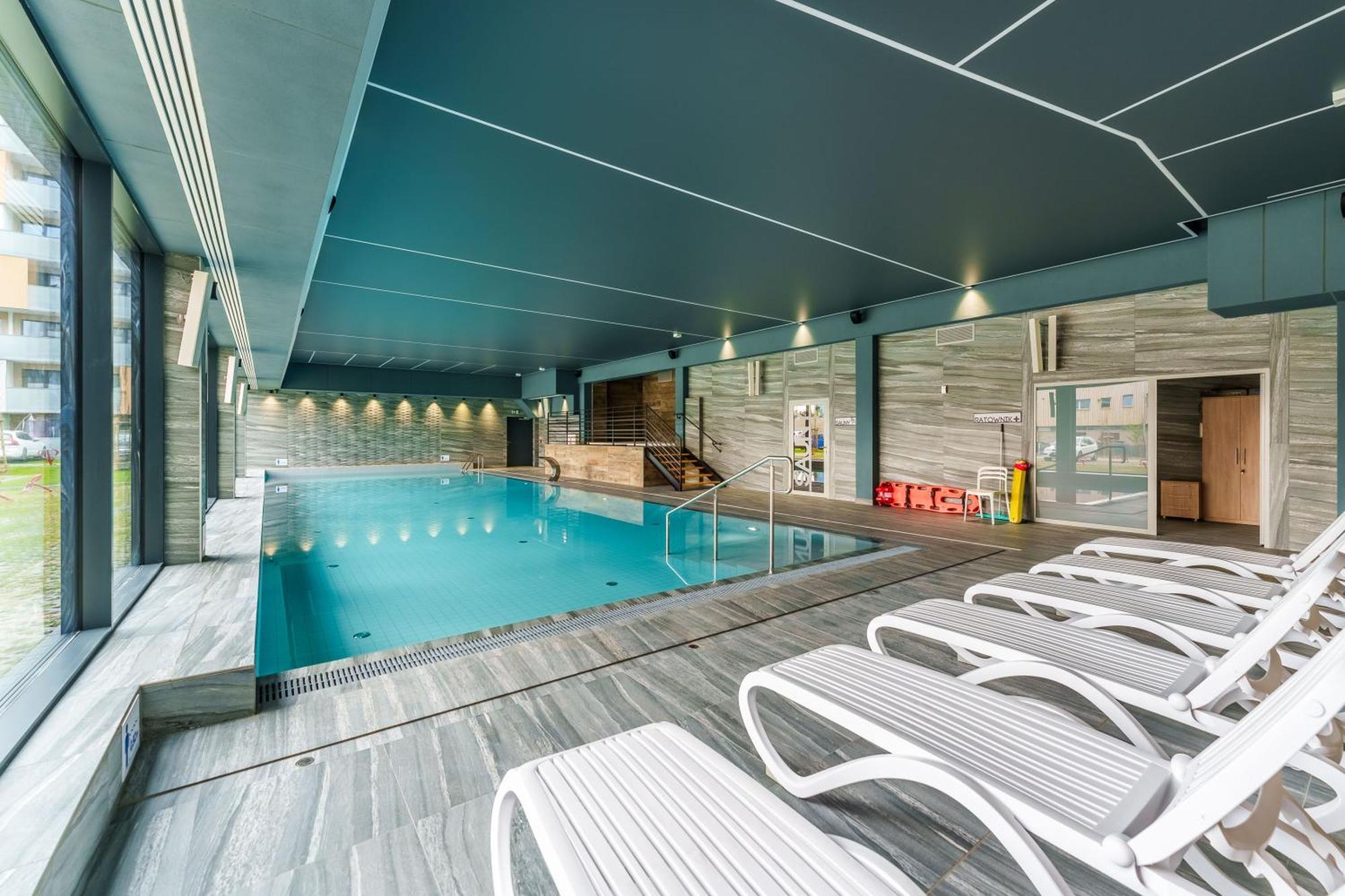 Apartament Delux Kasprowicza 20C Prywatny Parking Basen Sauna Oraz Silownia W Cenie 코워브제크 외부 사진