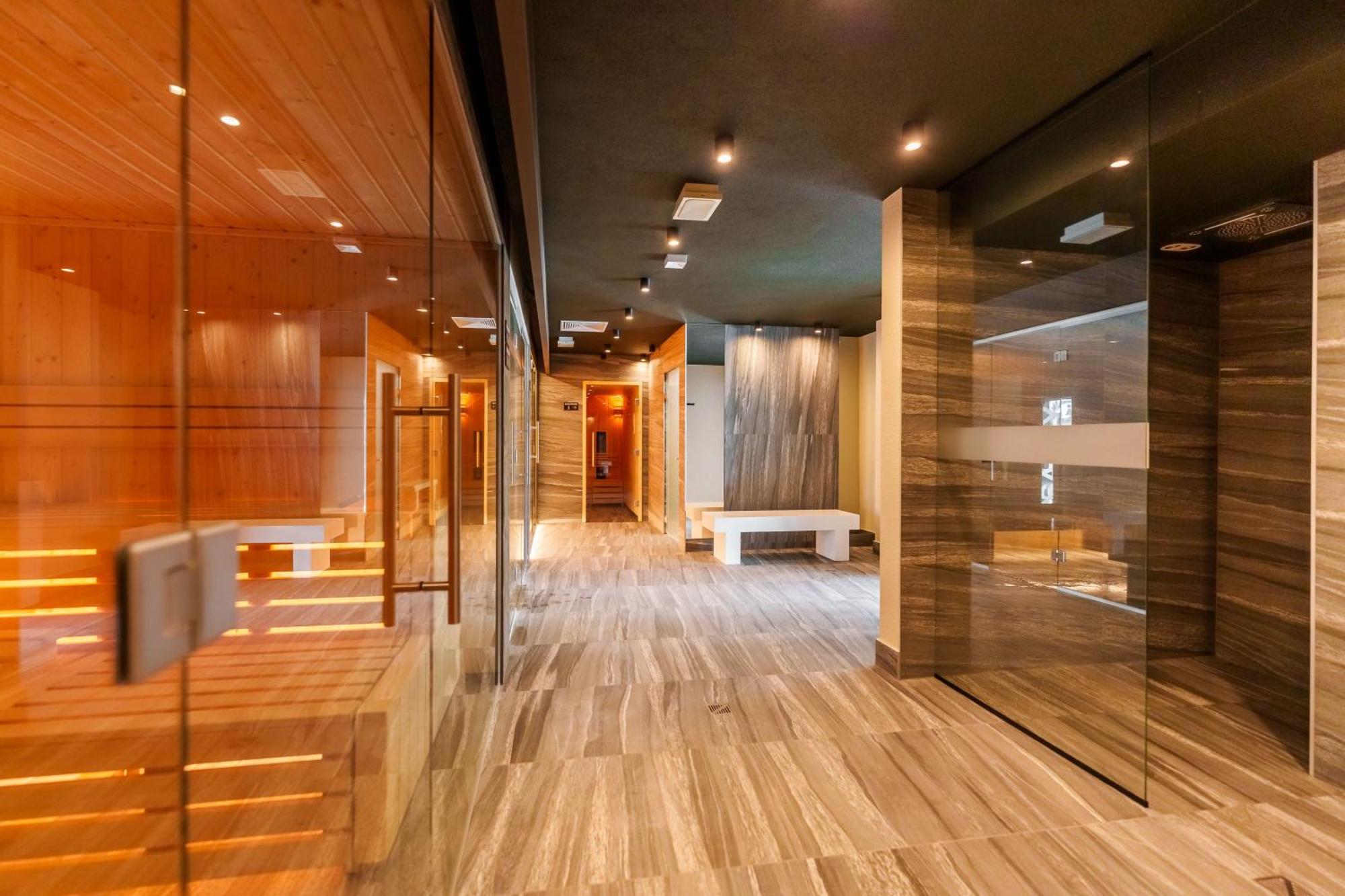 Apartament Delux Kasprowicza 20C Prywatny Parking Basen Sauna Oraz Silownia W Cenie 코워브제크 외부 사진